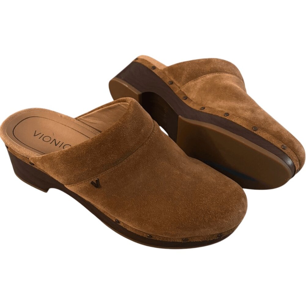 Vionic Shoes 7 Kacie Orthotic Mules Clogs Wooden Suede Heel Slip On Tan Studded